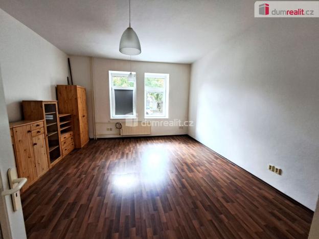 Pronájem bytu 1+kk, Ústí nad Labem - Střekov, Varšavská, 37 m2