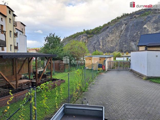 Pronájem bytu 1+kk, Ústí nad Labem - Střekov, Varšavská, 37 m2