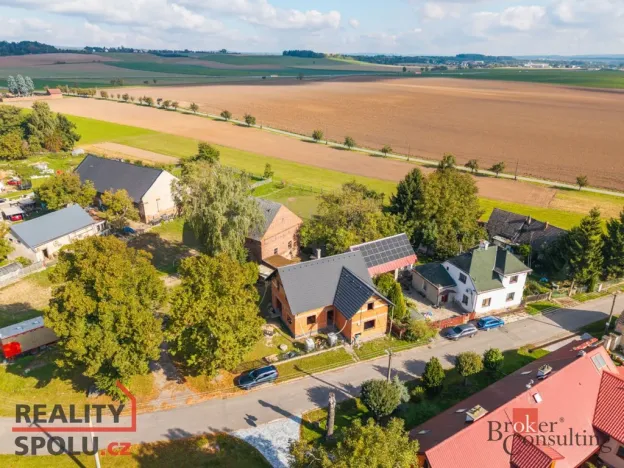 Prodej rodinného domu, Dolany, 204 m2
