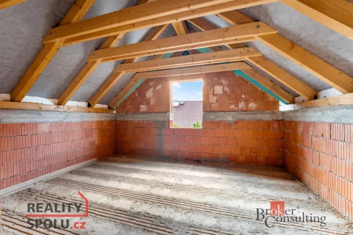 Prodej rodinného domu, Dolany, 204 m2