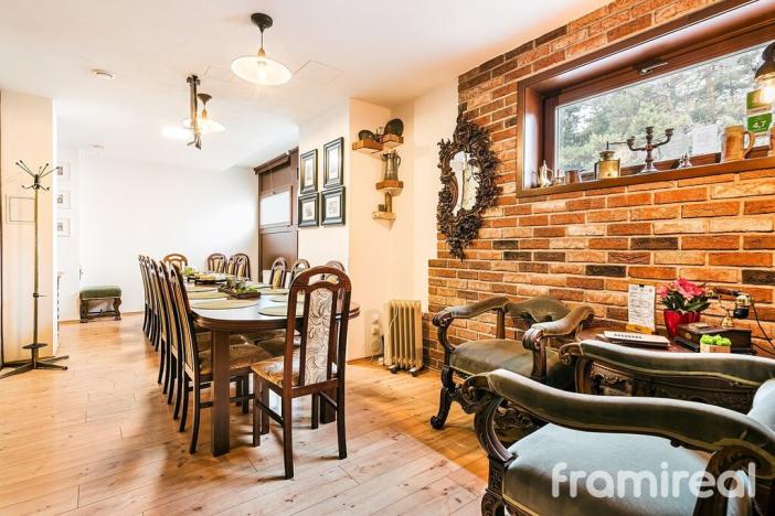 Pronájem restaurace, Brno, Řezáčova, 294 m2