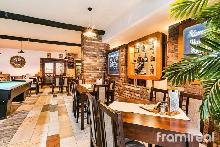 Pronájem restaurace, Brno, Řezáčova, 294 m2
