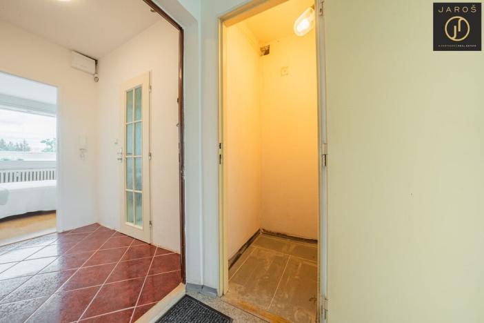 Prodej bytu 1+kk, Praha - Prosek, Lovosická, 33 m2