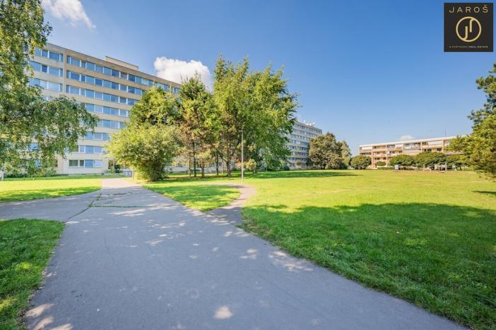 Prodej bytu 1+kk, Praha - Prosek, Lovosická, 33 m2