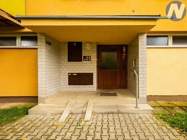 Prodej bytu 3+1, Prachatice, nám. Přátelství, 62 m2