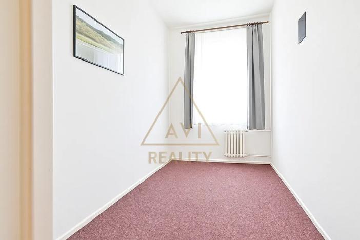 Prodej bytu 3+1, Praha - Karlín, Křižíkova, 78 m2