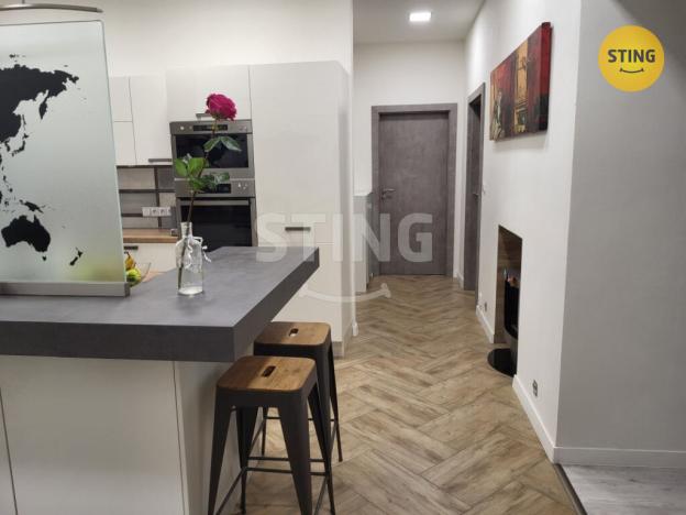 Prodej bytu 3+1, Ostrava, náměstí Msgre Šrámka, 89 m2