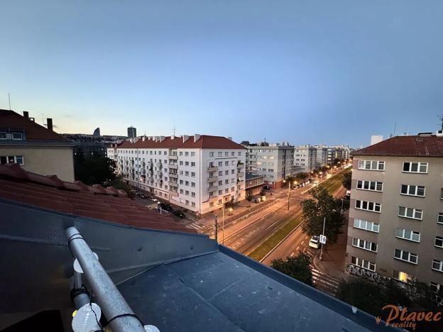 Prodej bytu 2+kk, Praha - Vršovice, Jerevanská, 77 m2