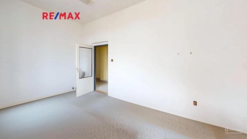 Pronájem skladu, Pardubice, Bohdanečská, 390 m2