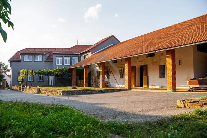 Prodej rodinného domu, Slabčice, 1500 m2