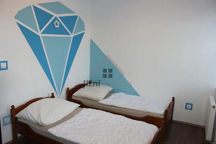 Prodej rodinného domu, Slabčice, 1500 m2