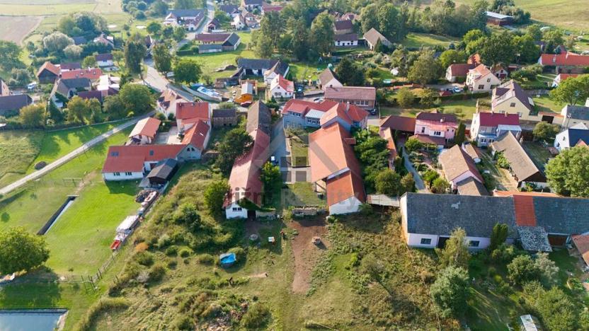 Prodej rodinného domu, Slabčice, 1500 m2