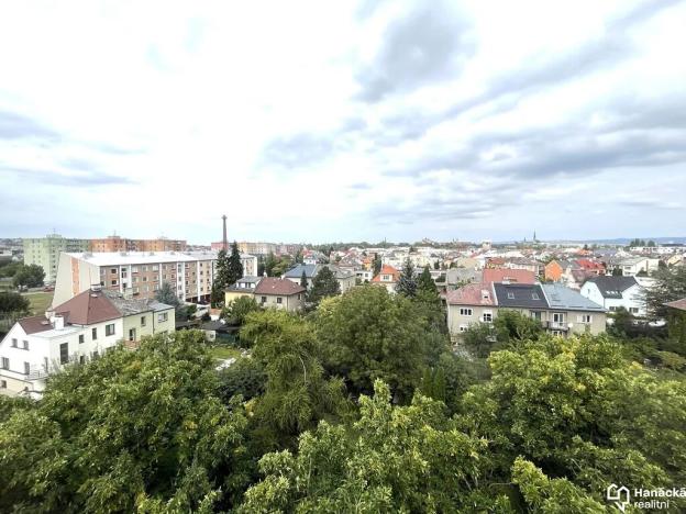 Pronájem bytu 3+1, Olomouc, Velkomoravská, 71 m2