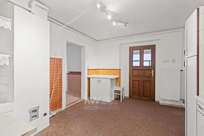 Prodej rodinného domu, Bašť, Předbojská, 58 m2