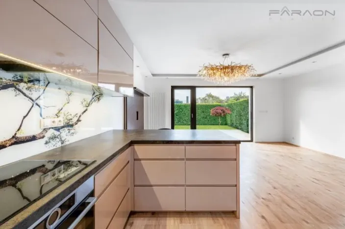 Prodej rodinného domu, Praha, Sukovská, 136 m2