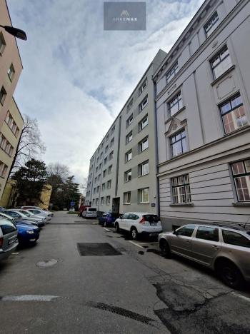 Pronájem bytu 2+1, Ostrava, Pelclova, 72 m2