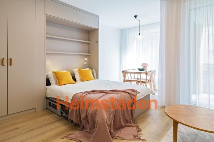 Pronájem bytu 1+kk, Praha - Holešovice, Vrbenského, 37 m2