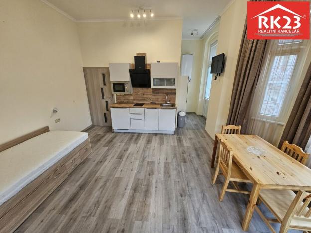 Pronájem bytu 1+kk, Mariánské Lázně, Hlavní třída, 30 m2