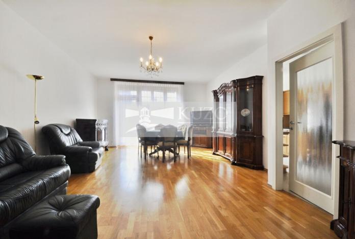 Pronájem bytu 4+1, Praha, Na okraji, 130 m2