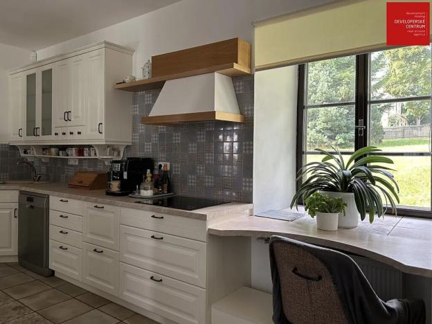 Prodej rodinného domu, Mnichov, 311 m2