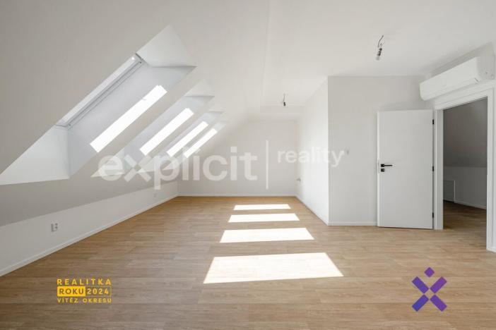 Prodej bytu 3+kk, Hostovlice, 75 m2