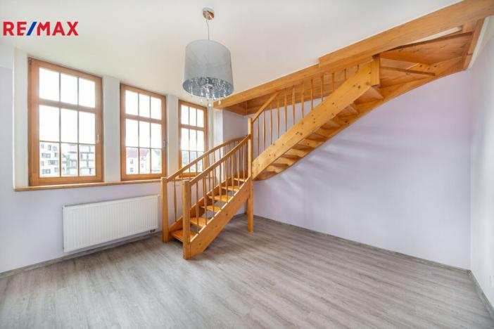 Pronájem bytu 6+kk a větší, Karlovy Vary, Na Vyhlídce, 144 m2