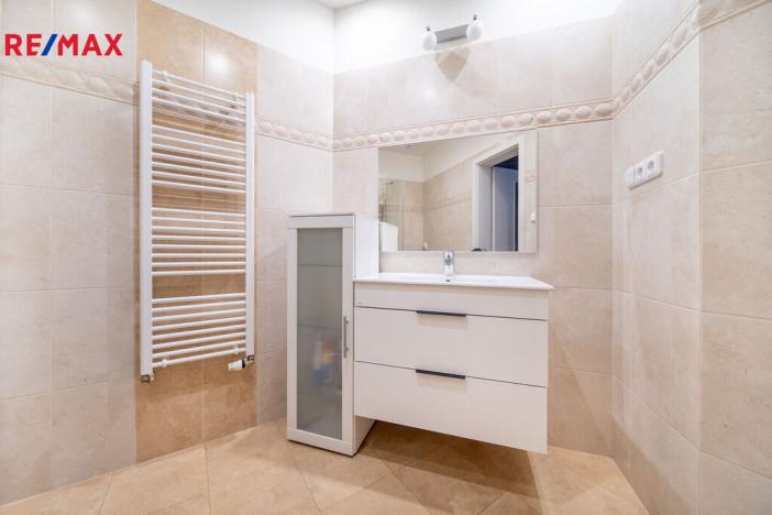 Pronájem bytu 6+kk a větší, Karlovy Vary, Na Vyhlídce, 144 m2