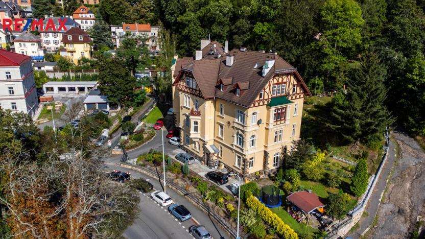 Pronájem bytu 6+kk a větší, Karlovy Vary, Na Vyhlídce, 144 m2