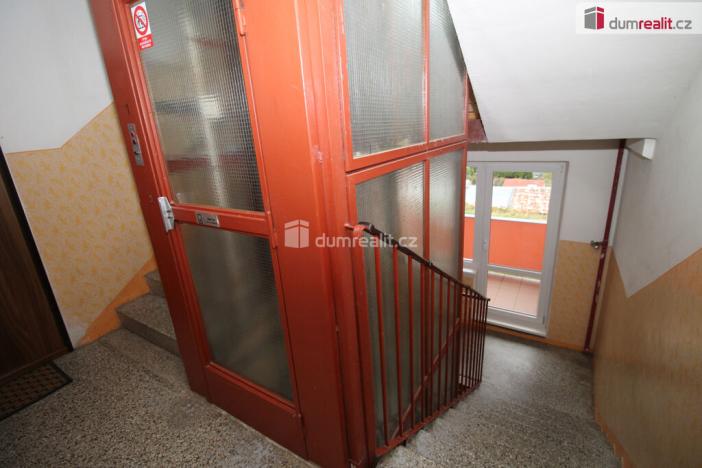 Pronájem bytu 2+kk, Horní Slavkov, Zahradní, 37 m2