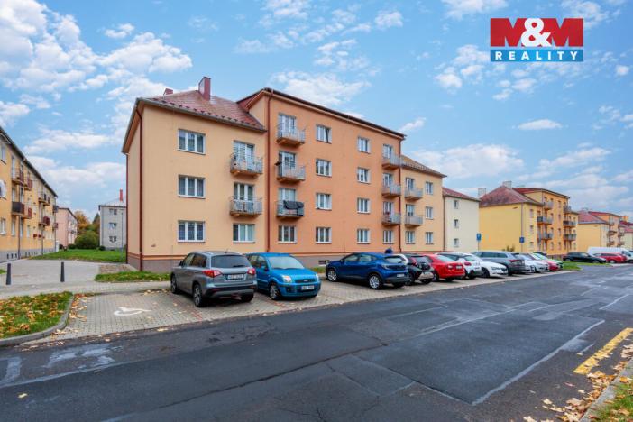 Prodej bytu 2+1, Ostrov, Jungmannova, 56 m2