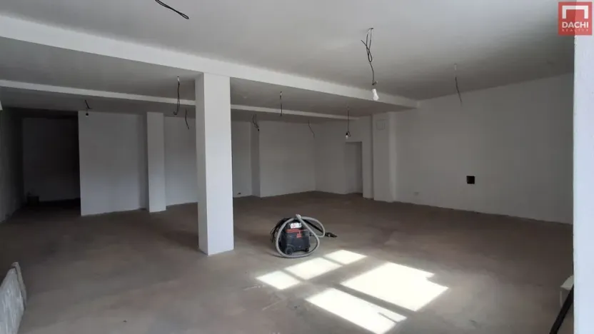 Pronájem obchodního prostoru, Olomouc, Chválkovická, 85 m2