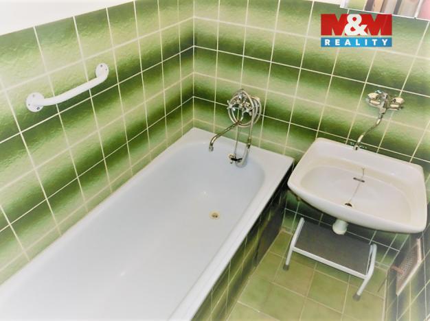 Pronájem bytu 1+1, Praha - Kobylisy, Pakoměřická, 42 m2