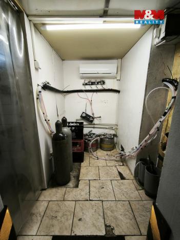 Pronájem restaurace, Orlová - Lutyně, Modřínová, 330 m2