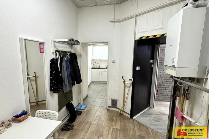 Pronájem obchodního prostoru, Brno - Brno-město, 128 m2