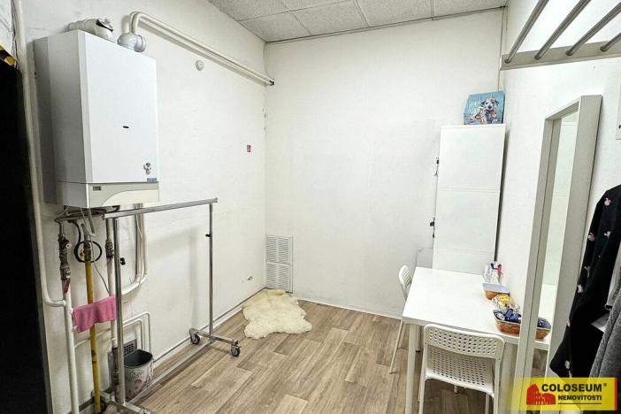 Pronájem obchodního prostoru, Brno - Brno-město, 128 m2