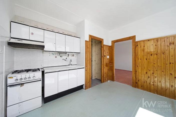 Prodej bytu 1+1, Plzeň, Rabštejnská, 39 m2