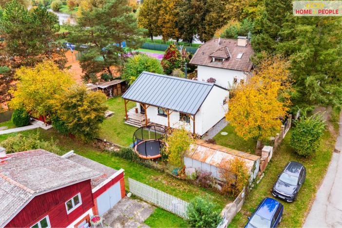 Prodej chaty, Káraný, B. Němcové, 58 m2