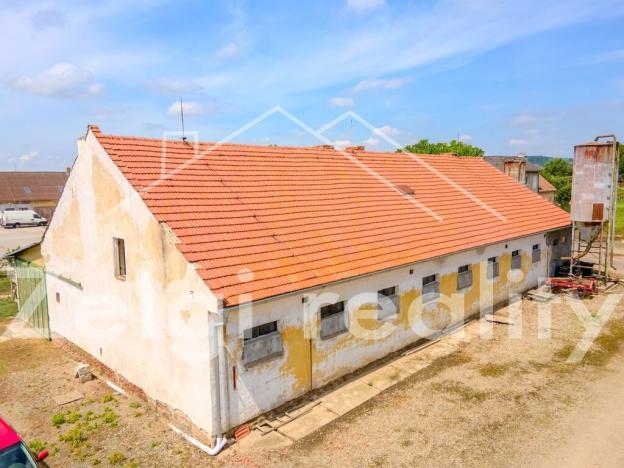 Prodej zemědělského objektu, Velké Němčice, 450 m2