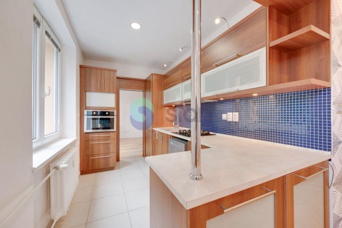 Pronájem bytu 2+kk, Ostrava, Podroužkova, 50 m2