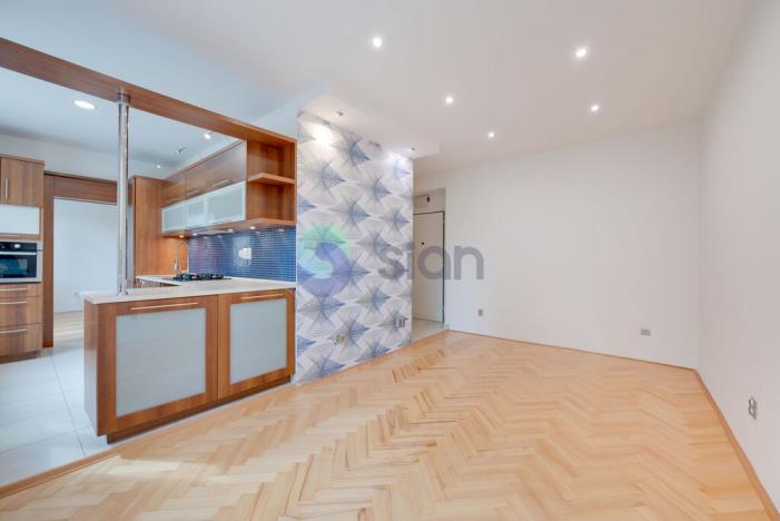 Pronájem bytu 2+kk, Ostrava, Podroužkova, 50 m2