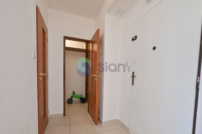 Pronájem bytu 2+kk, Ostrava, Podroužkova, 50 m2