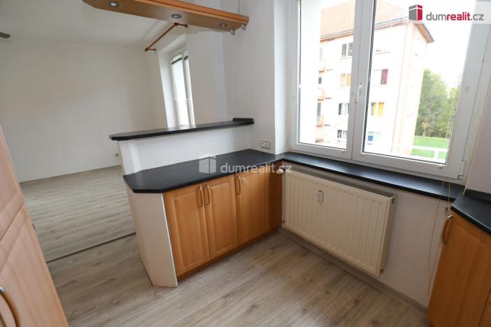 Pronájem bytu 2+1, Sokolov, Heyrovského, 55 m2