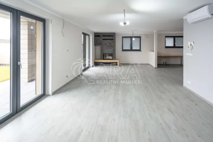 Prodej rodinného domu, Obříství, 107 m2