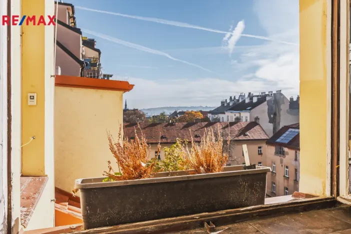 Pronájem bytu 1+1, Praha - Holešovice, Letohradská, 40 m2