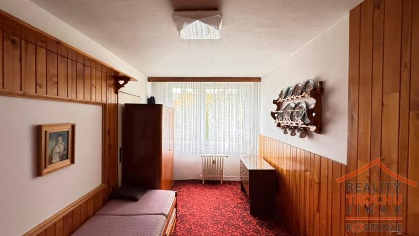 Prodej bytu 3+1, Hradec Králové, Třebechovická, 56 m2