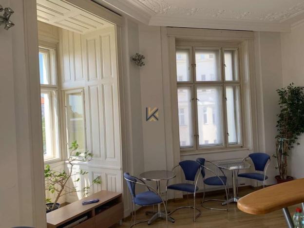 Pronájem obchodního prostoru, Praha - Vinohrady, Chrudimská, 650 m2