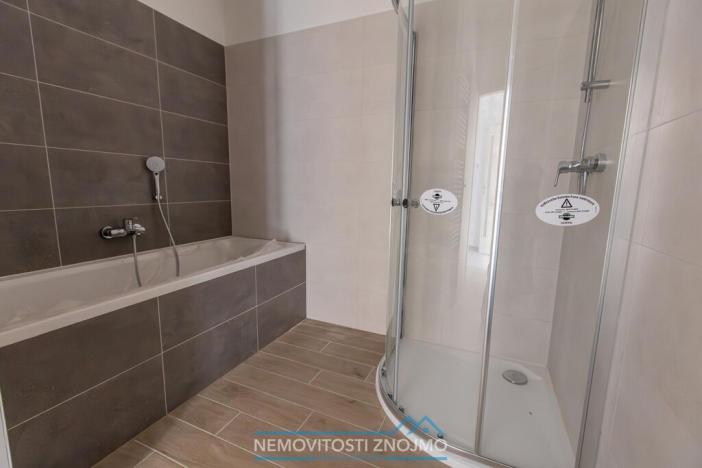 Prodej rodinného domu, Znojmo - Kasárna, 95 m2