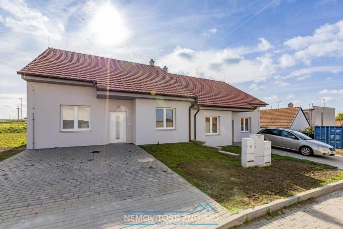 Prodej rodinného domu, Znojmo - Kasárna, 95 m2