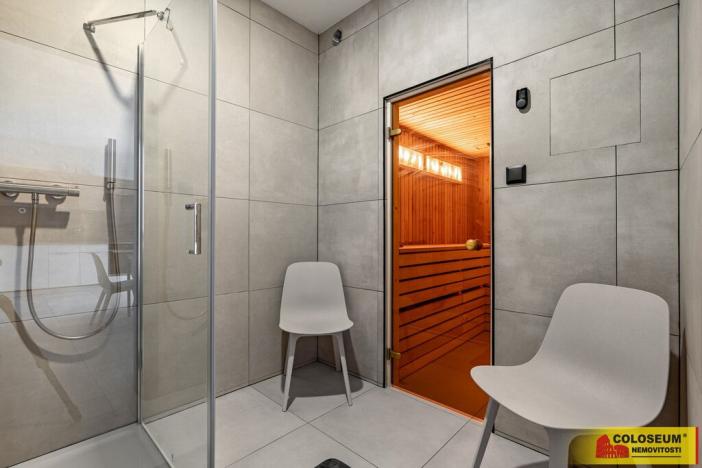 Prodej rodinného domu, Andělská Hora, 350 m2