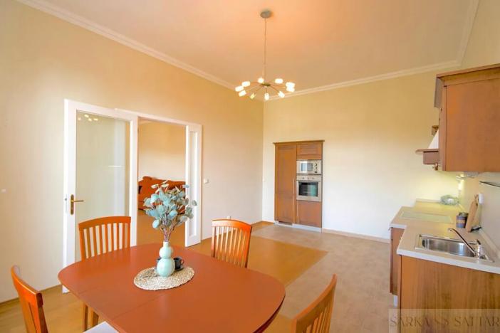 Prodej bytu 3+1, Praha - Nové Město, Masarykovo nábřeží, 130 m2